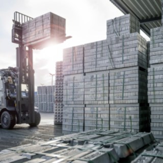 Verschiedene Flurförderzeuge von Linde Material Handling