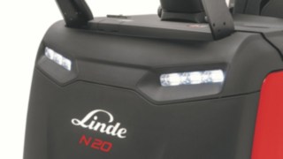 LED-Licht in der Front des Kommissionierers N20 C von Linde Material Handling