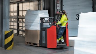 D12 HP SP von Linde Material Handling mit fester Standplattform