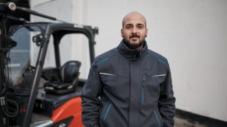 Cristofaro Cammilleri, Lagerlogistik-Mitarbeiter bei der Reinheimer Grass GmbH  Cristofaro Cammilleri ist bei der Reinheimer Grass GmbH Mitarbeiter in der Lagerlogistik.
