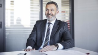 Mitarbeiter im Besprechungsraum bei Linde Material Handling Mitarbeiter im Besprechungsraum bei Linde Material Handling