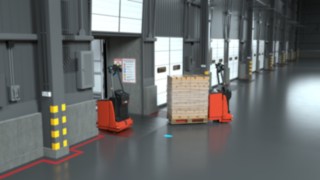 Visualisierung von zwei Linde T-MATIC core beim parallelen Palettentransport im Verladebereich.