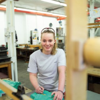 Janina Krissel - Auszubildene zur technischen Modelbauerin Janina Krissel - Auszubildene zur technischen Modelbauerin